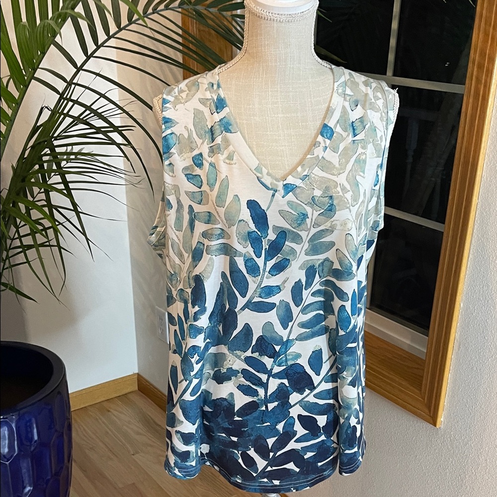 Blue Leaf Print Sleeveless Top - Picture 1 of 6